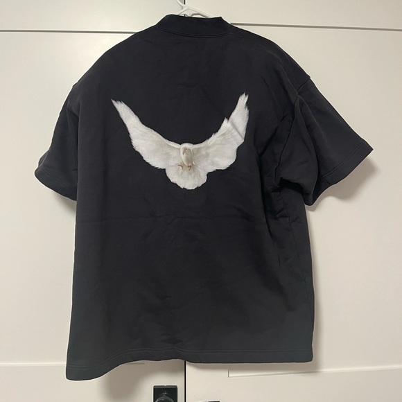 NEW | YZY GAP BALENCIAGA collab Charcoal Sweatshirt Tee w/Dove | Size M - Picture 2 of 6